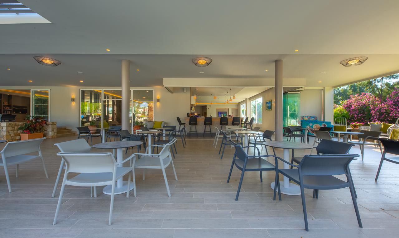 Esperia Hotel 3*