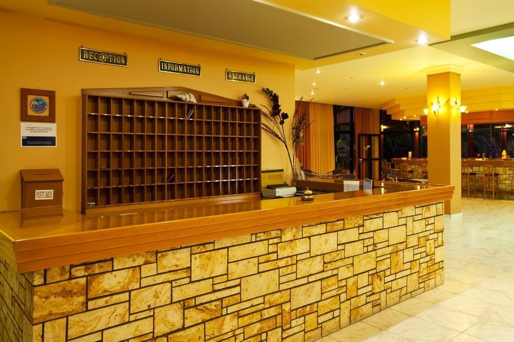 Esperia Hotel 3*